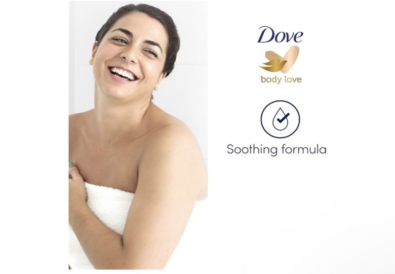 Dove Soothing Caring Bath Bath Soak with ¼ moisturising cream, almond cream & hibiscus for an indulgent bubble bath 450 ml - Image 4